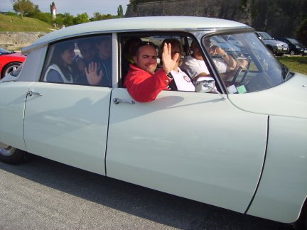 S6007625.jpg
